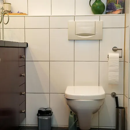 Luxurioese Eg Essen, Messe Nah شقة