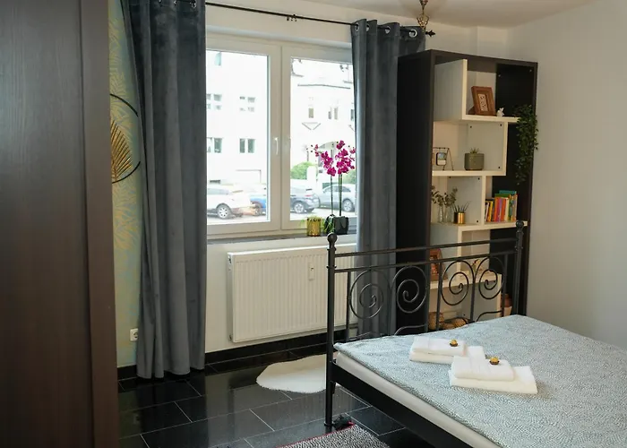 Luxurioese Eg Essen, Messe Nah *